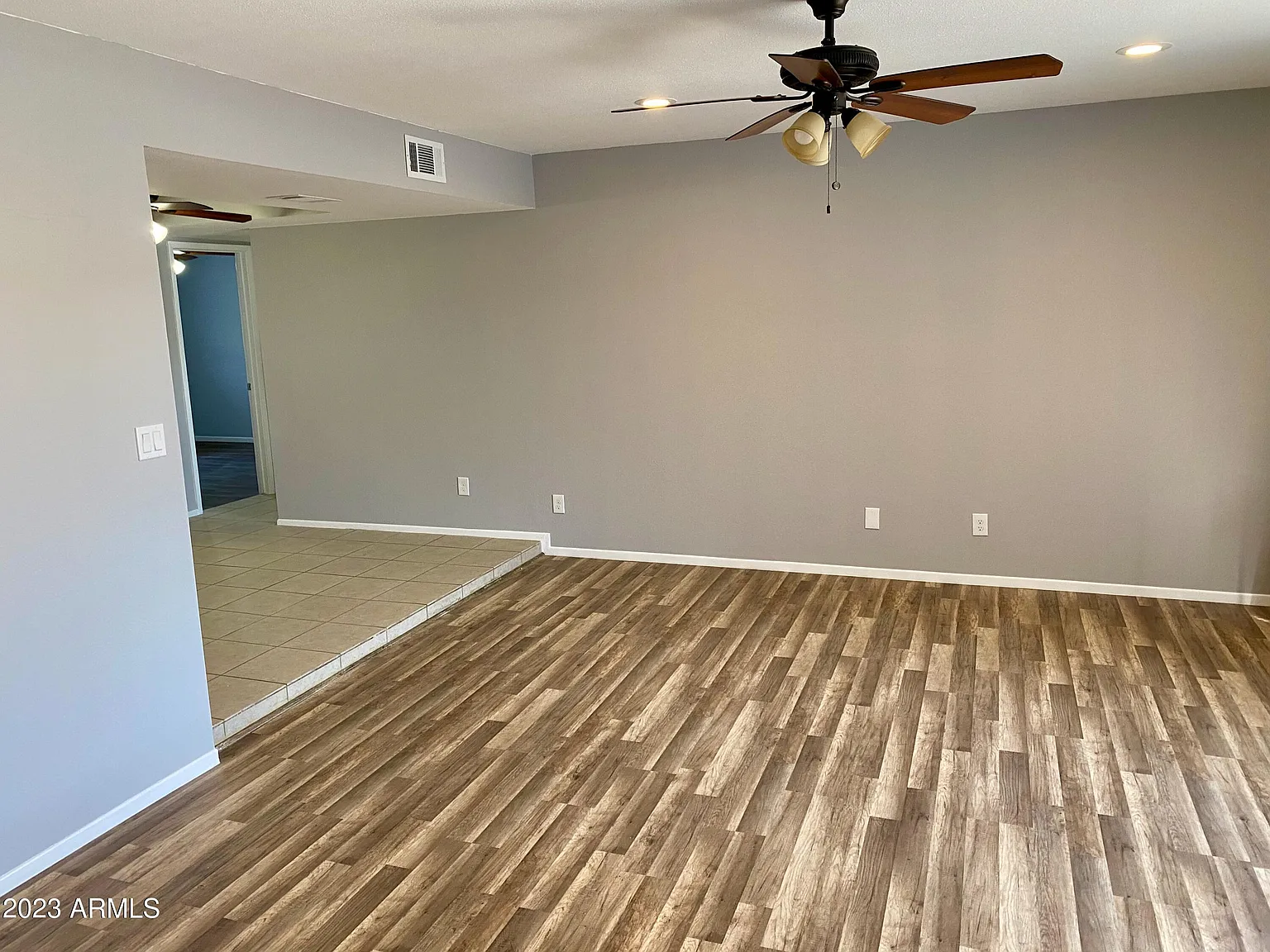 3 bed, 2.0 bath, 1852 sqft, $2,100 — Photo 2