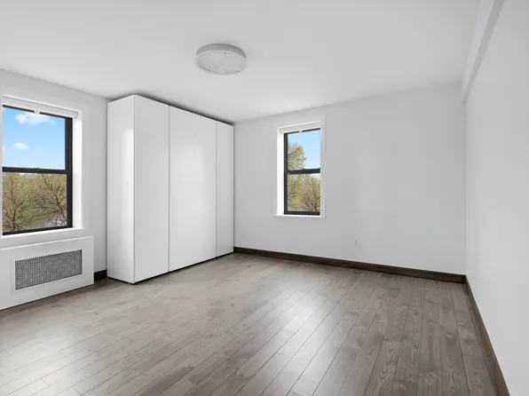 1119 Ocean Parkway image 8 of 11