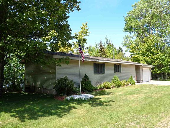 3rd image of 19544 Lakeshore Dr