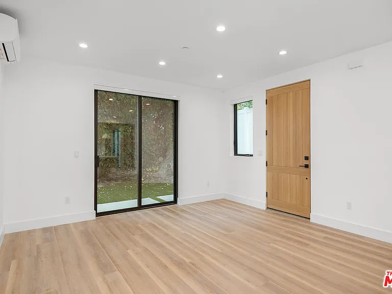5313 Ben Ave #3 — Photo 6