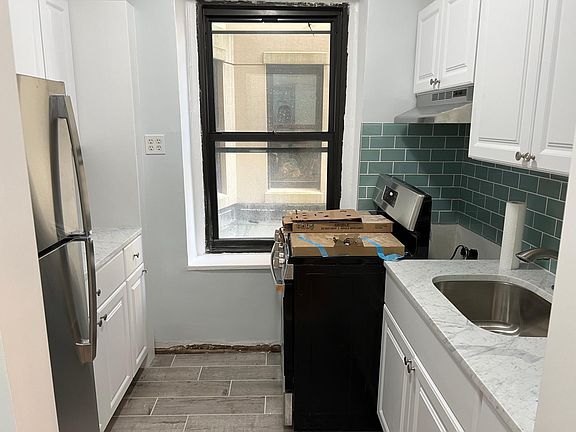 3rd image of 158 Beach 117th St #1F