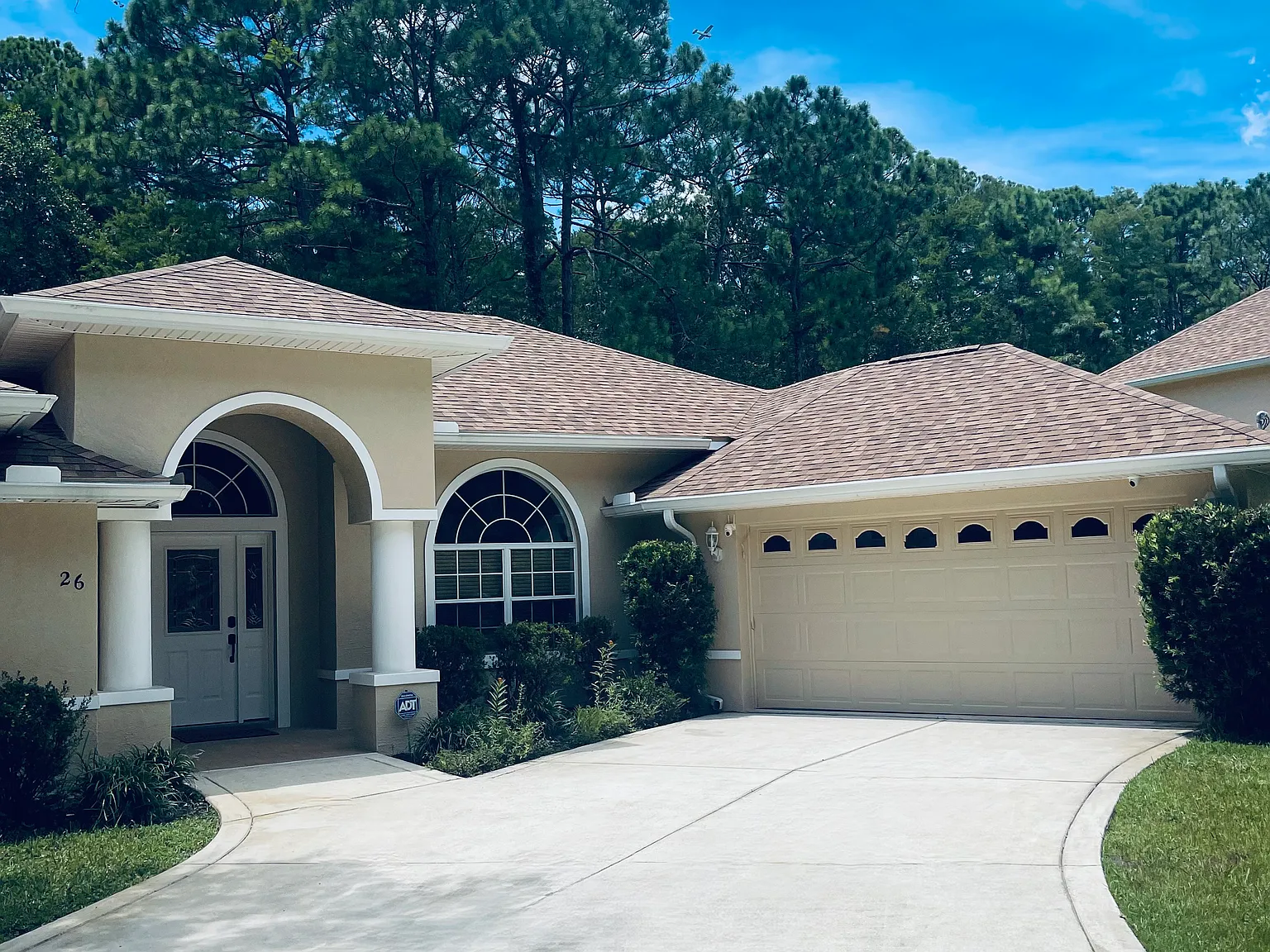 3 bed, $2,500 — Photo 1