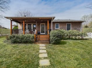 59 Manor Ln S, East Hampton, NY 11937