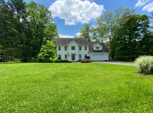 2912 Sharon Valley Rd NE, Granville, OH 43023