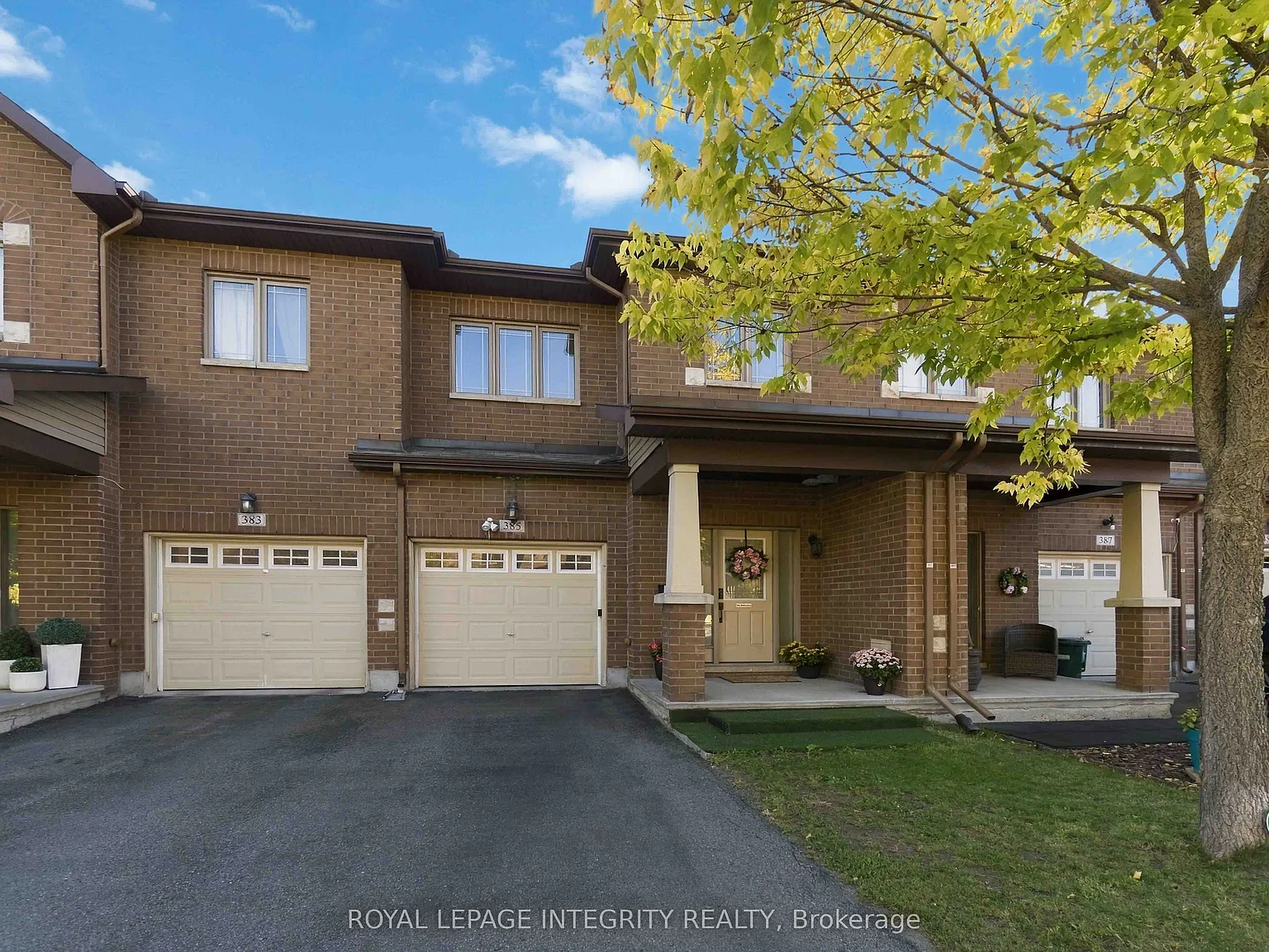 3 bed, $2,700 — Photo 1