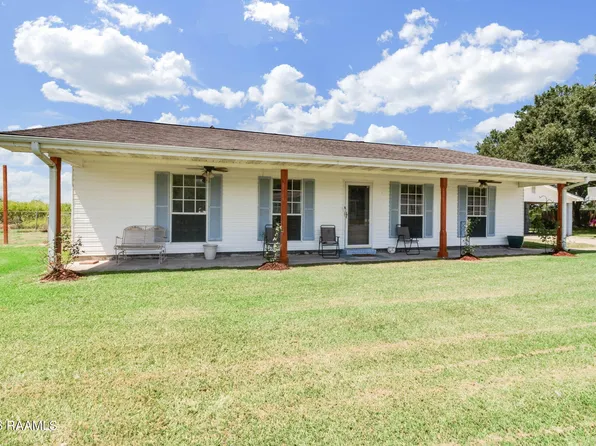 1012 Juleau Champagne Rd, Breaux Bridge, LA 70517
