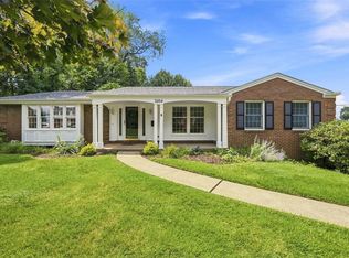 3204 Postgate Dr, Bethel Park, PA 15102