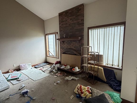 5th image of 12143 SE 104th Ct