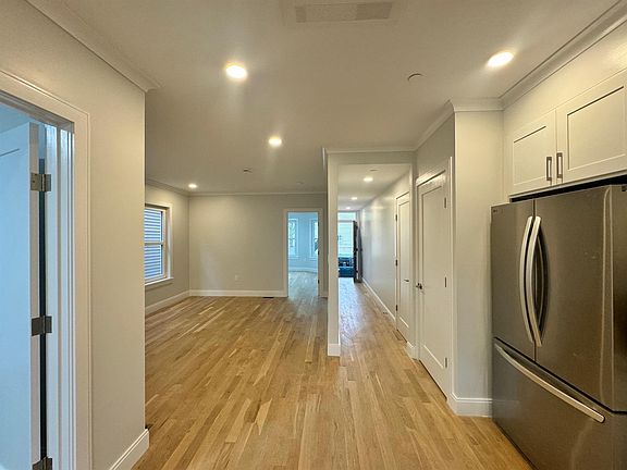 2nd image of 37 Gore St #3