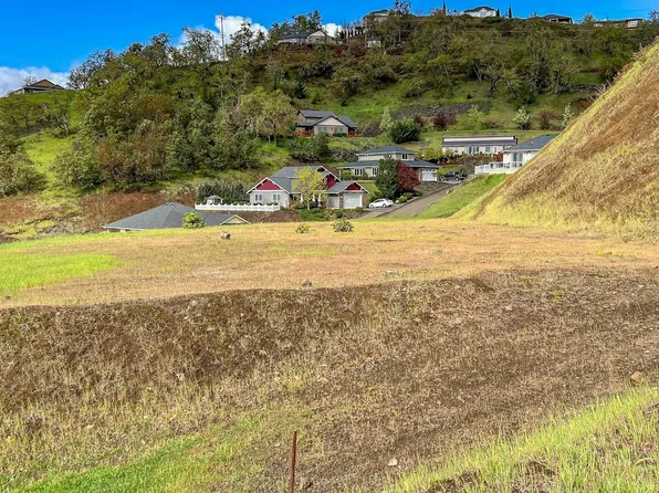 1964 NW Warewood Terrace Ct, Roseburg, OR 97471
