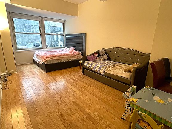 2nd image of 88 Greenwich St APT 314