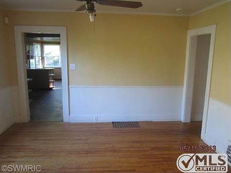 5th image of 654 Catawba Ave
