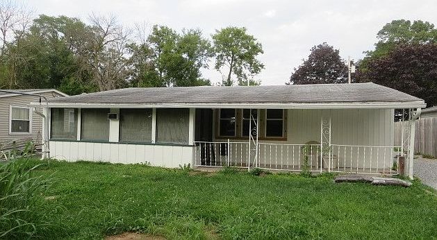 1st image of 809 Eastwich Dr