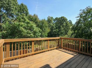 7 Dorrell Ct, Sterling, VA 20165