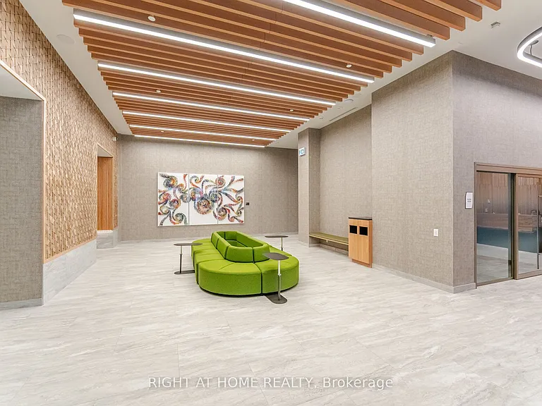2485 Eglinton Ave W #1401 — Photo 36