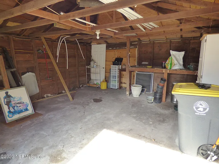 2671 College St — Photo 30