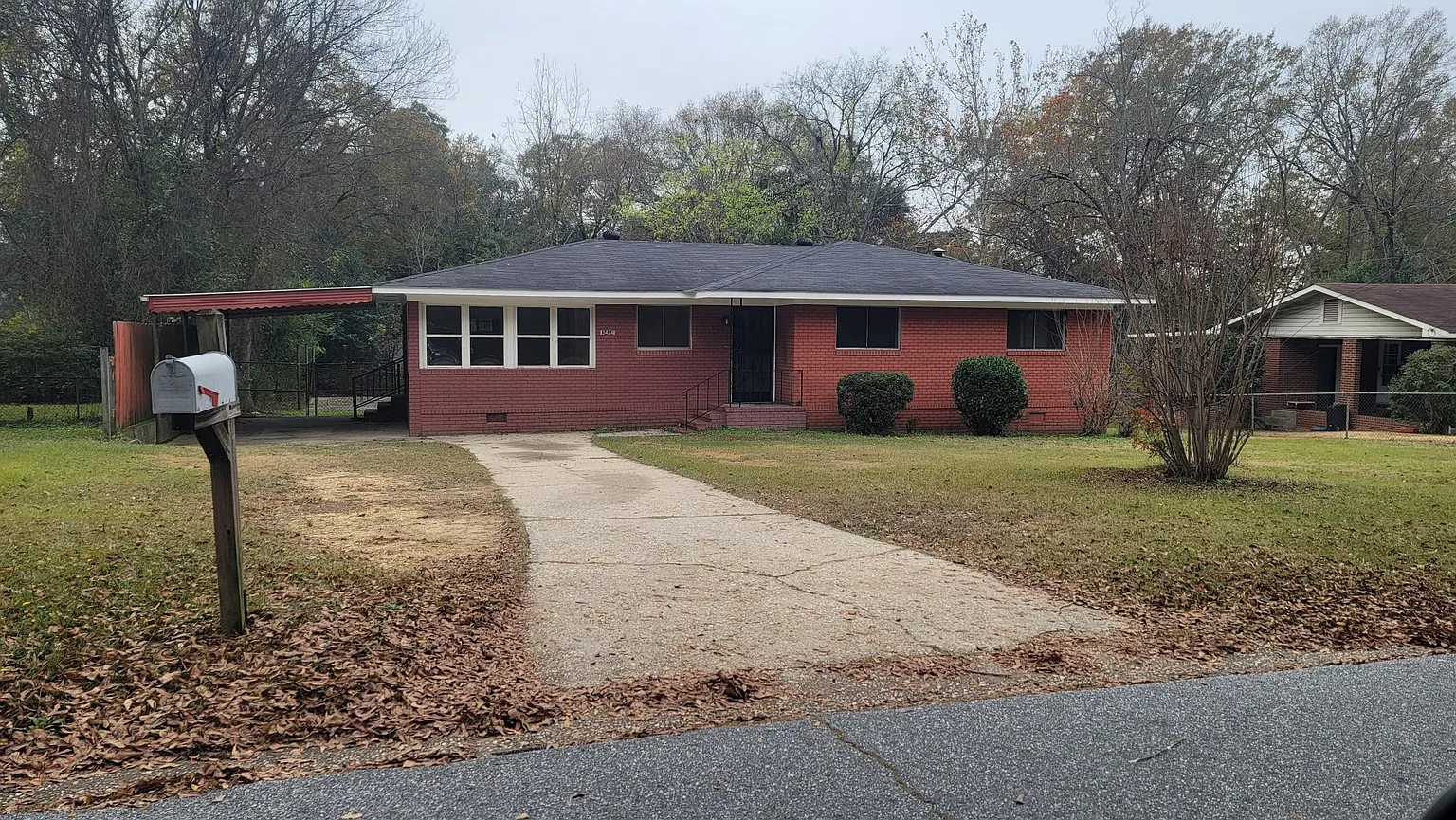 1102 Hamby Dr photo 1