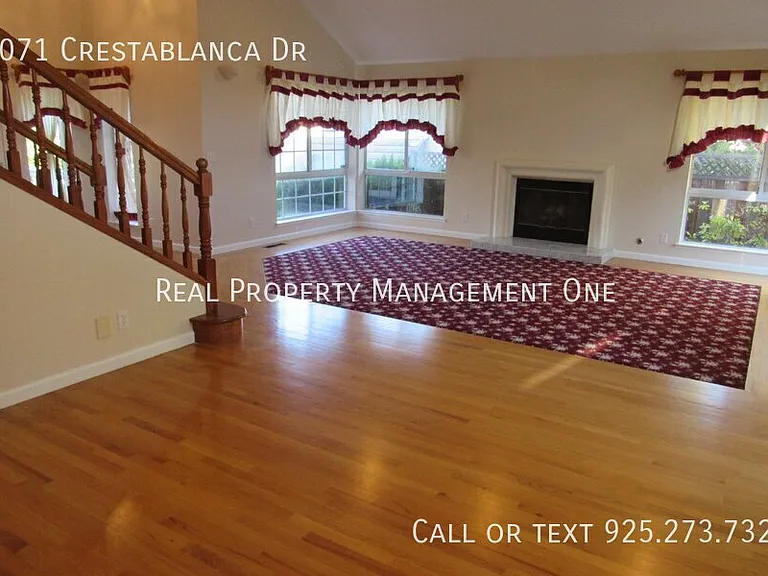 3071 Crestablanca Dr — Photo 11