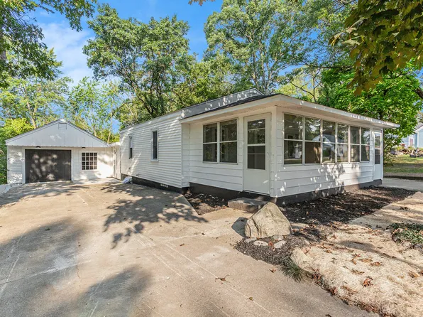3569 Vineyard Ave NE, Grand Rapids, MI 49525