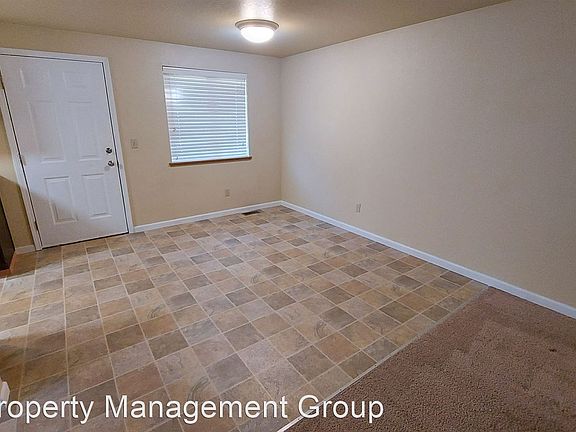 3rd image of 7625 51st Ave NE Unit B