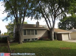 1652 W Rose St, Lincoln, NE 68522