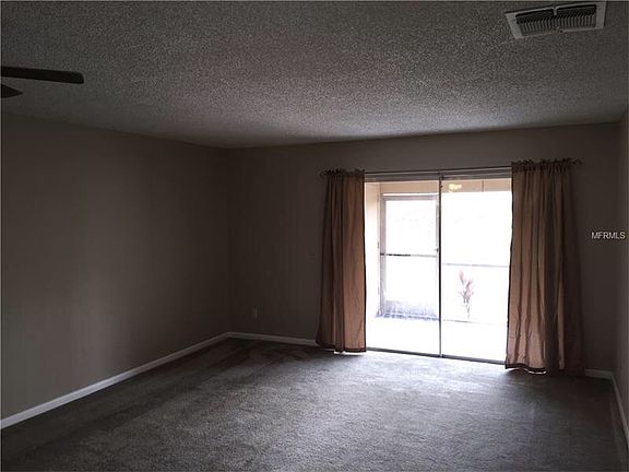 3rd image of 7055 Balboa Dr #7055