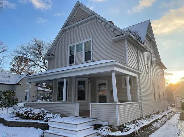 42 Railway St, Enderlin, ND 58027