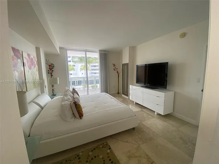 10275 Collins Ave #215 — Photo 19
