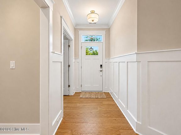 5th image of 321 Longhill Drive