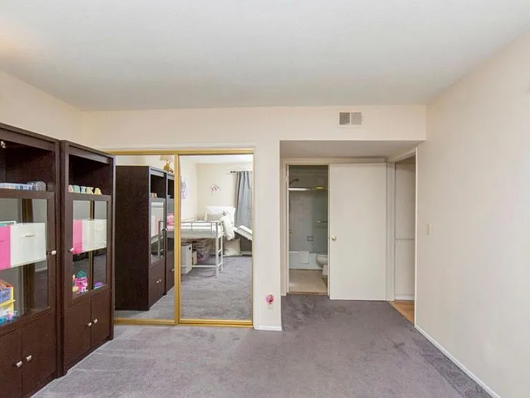 2nd Master BDR with bathroom/shower