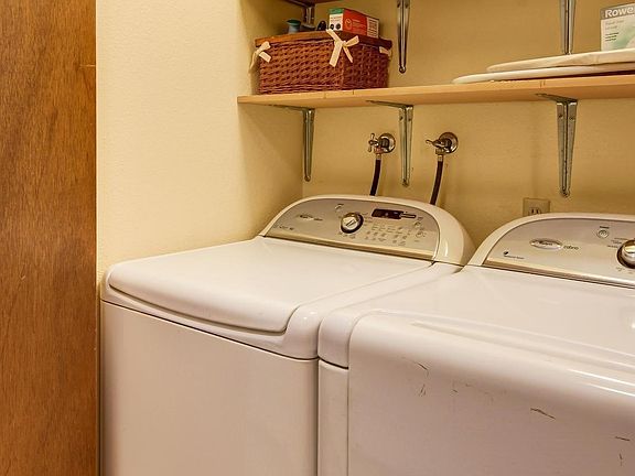 5th image of 10823 Glen Acres Dr S APT C