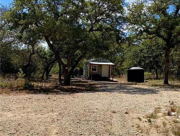 4th image of 292 Raccoon Springs Rd