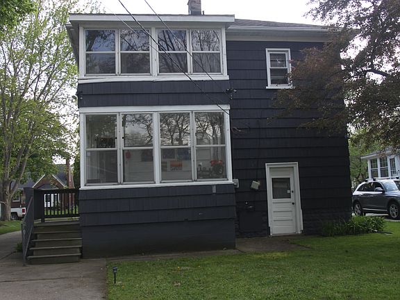 4th image of 316 Hillcrest Ave #A
