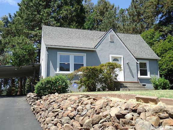 2nd image of 5841 Mariposa Ave