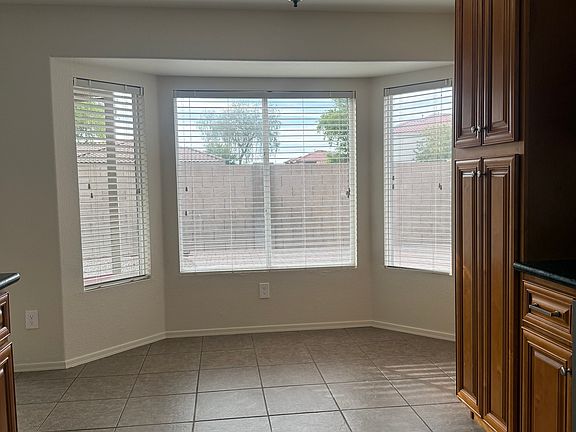 3rd image of 1192 S Bridger Dr