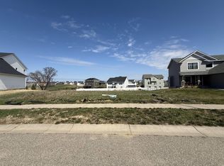 242 Lori Ln, Delano, MN 55328