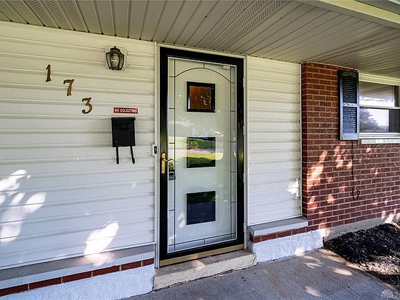 4th image of 173 Burgess Ave