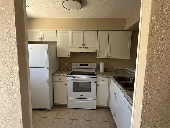 2nd image of 410 Butler Blvd #1