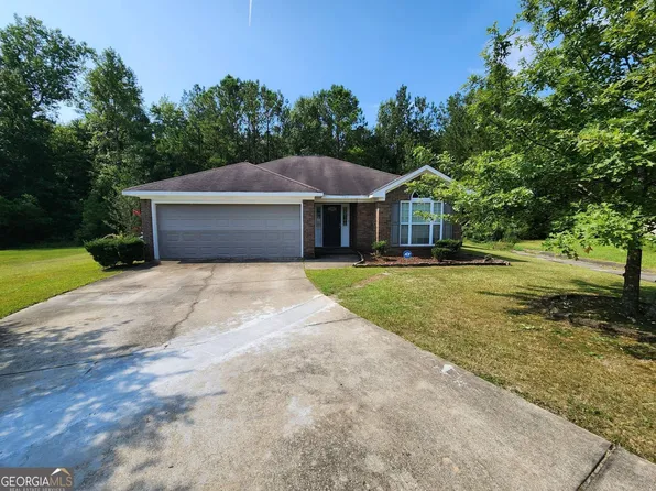 706 Omega Dr, Columbus, GA 31907