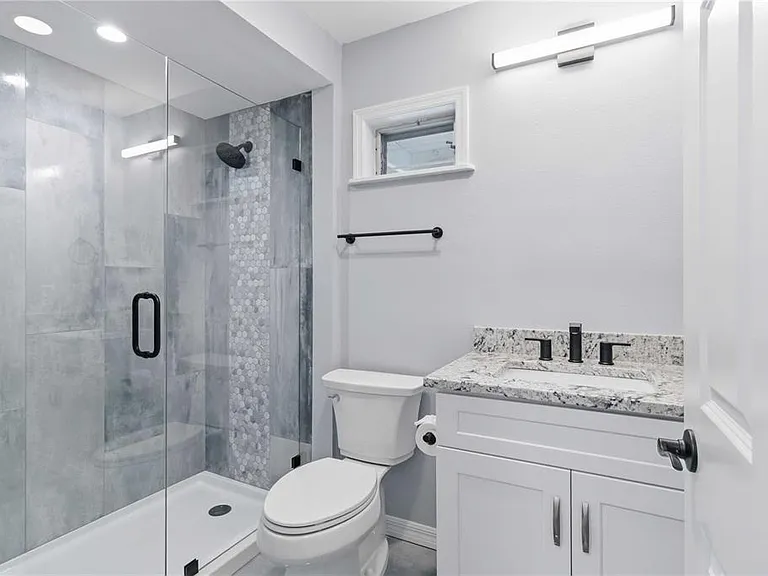607 Manatee Ave — Photo 24