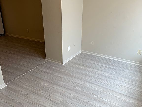 3rd image of 600 S Glenwood Ave APT G