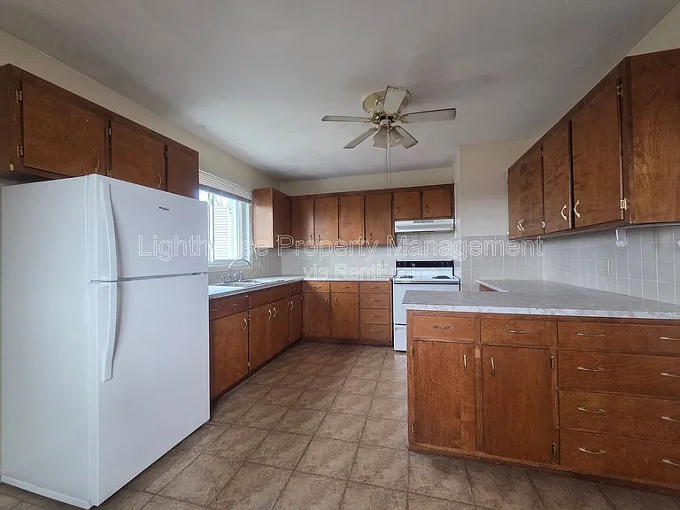 5858 Red Arrow Hwy #B4 — Photo 5