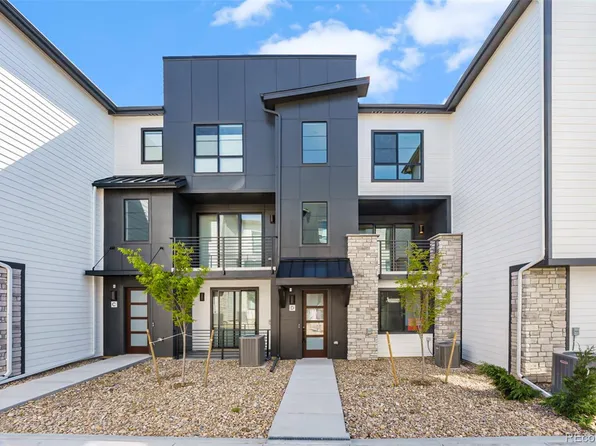 2064 S Holly Street #1D, Denver, CO 80222