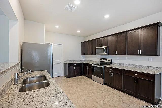 10622 Rayburn Lndg — Photo 3