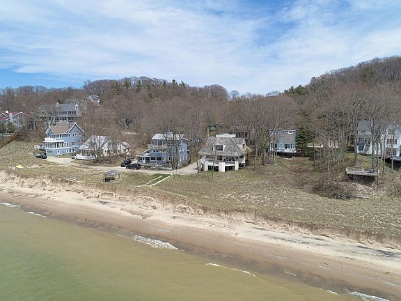 4th image of 941 Illinois Ave