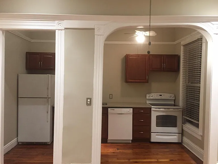 1809 Rosewood Ave #3 — Photo 4