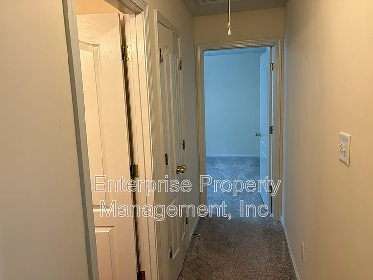 10127 Cross Valley Dr — Photo 12
