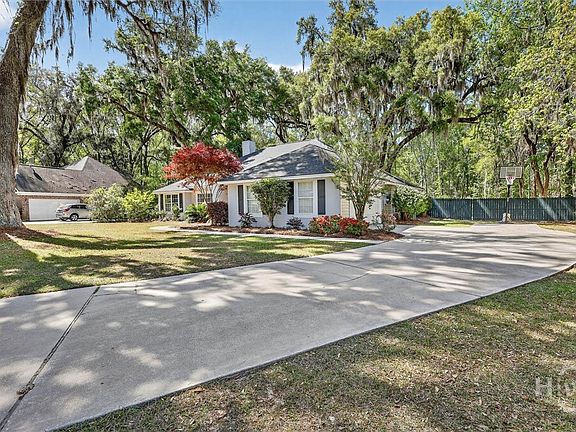 2nd image of 401 Laurenburg Drive