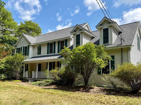 89 Seaverns Bridge Road, Amherst, NH 03031