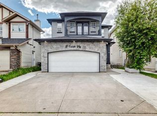 11 E Taralake Way NE, Calgary, AB T3J 5L8